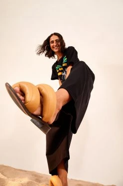 FARM RIO A BRASILEIRA BLACK JERSEY JUMPSUIT New In 8 FARM RIO A BRASILEIRA BLACK JERSEY JUMPSUIT New In