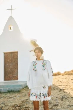 FARM RIO New In Pitanga Embroidered Mini Skirt