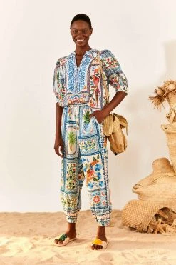 FARM RIO Tropical Tiles Cropped Pants