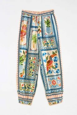 FARM RIO Tropical Tiles Cropped Pants