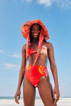 FARM RIO MIXED FRUITS OCEAN BIKINI BOTTOM