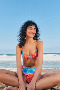 FARM RIO HAPPY TOUCANS BIKINI TOP