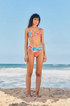FARM RIO New In HAPPY TOUCANS BIKINI BOTTOM