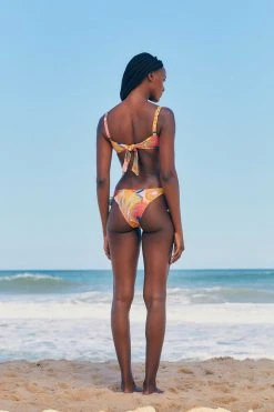 FARM RIO SUMMERY SALAD BIKINI BOTTOM New In 8 FARM RIO SUMMERY SALAD BIKINI BOTTOM New In