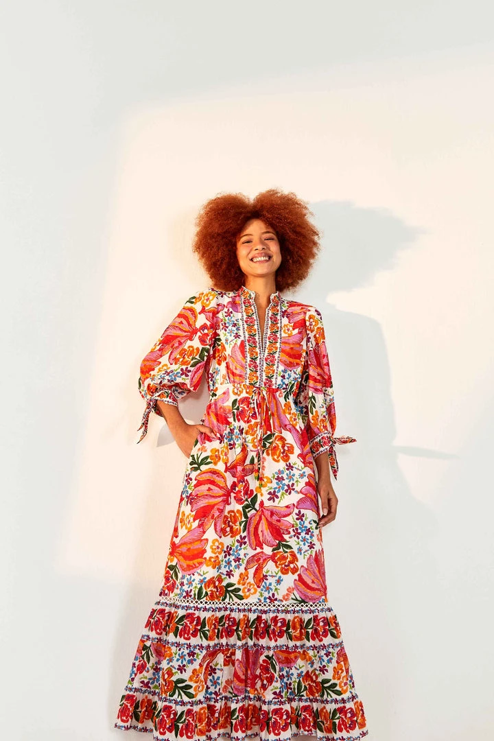 FARM RIO WHITE SPRING BANANAS MAXI DRESS 1 FARM RIO WHITE SPRING BANANAS MAXI DRESS