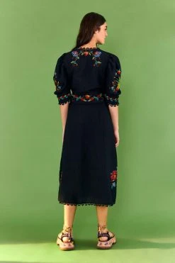 FARM RIO BLACK CROSS STITCH V NECK DRESS Most Loved