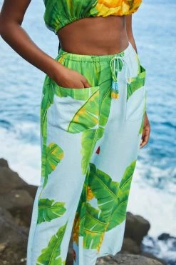 FARM RIO New In Blue Fresh Bananas Pants 8 FARM RIO New In Blue Fresh Bananas Pants