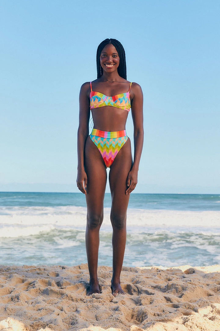 FARM RIO LIGHT CHEVRON BIKINI BRA TOP 2 FARM RIO LIGHT CHEVRON BIKINI BRA TOP