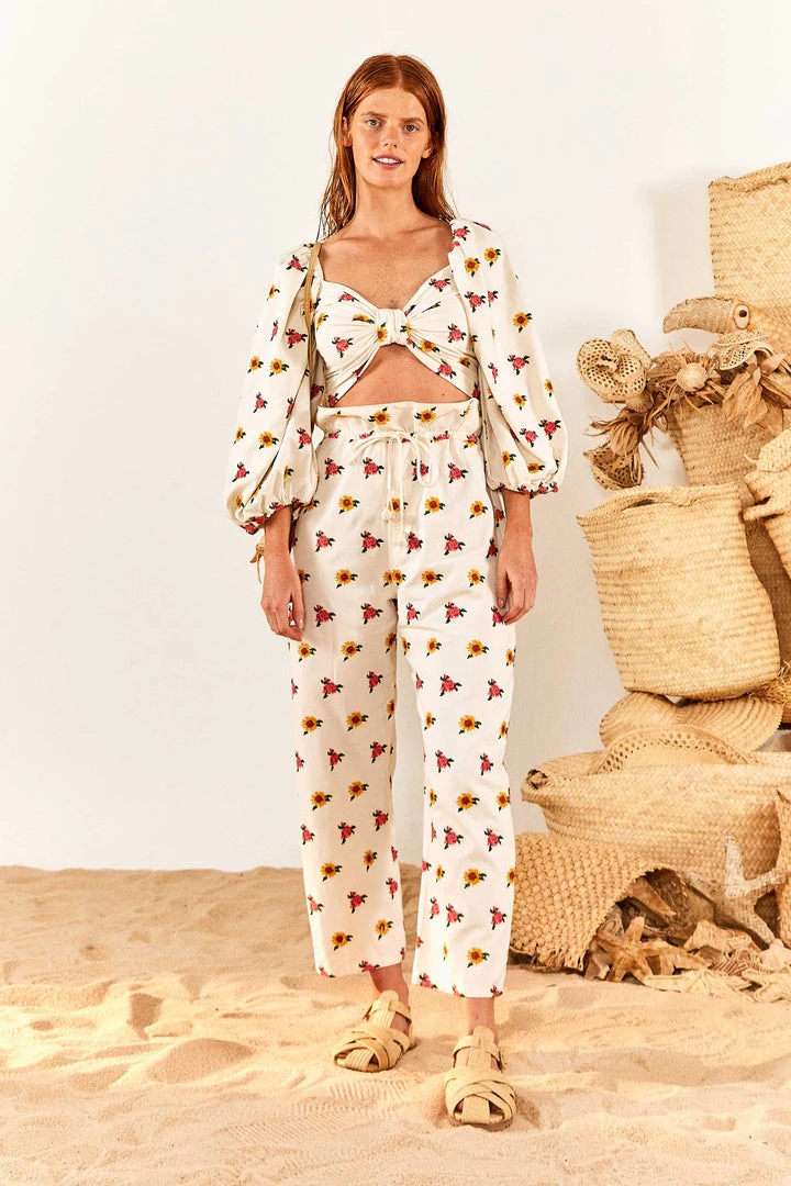 FARM RIO Mixed Cross Stitch Flowers Crop Top New In 4 FARM RIO Mixed Cross Stitch Flowers Crop Top New In