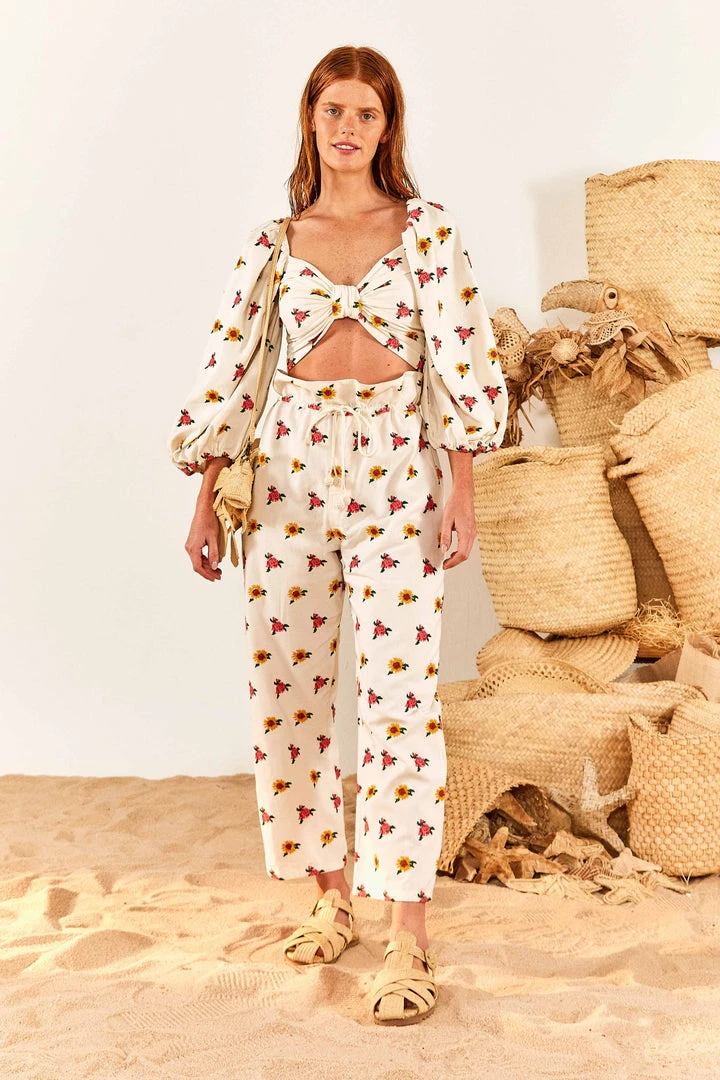 FARM RIO Mixed Cross Stitch Flowers Pants New In 4 FARM RIO Mixed Cross Stitch Flowers Pants New In