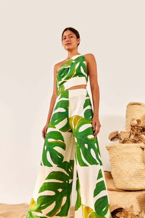 FARM RIO White Monstera One Shoulder Jumpsuit 2 FARM RIO White Monstera One Shoulder Jumpsuit