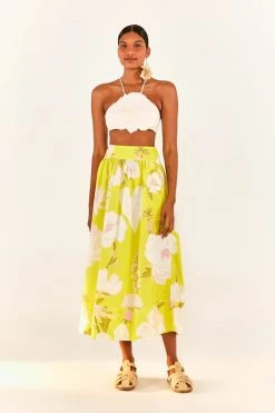 FARM RIO New In White Flower Crop Top 8 FARM RIO New In White Flower Crop Top