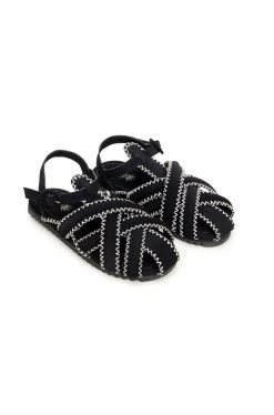 FARM RIO Black Zigzag Sandal Accessories