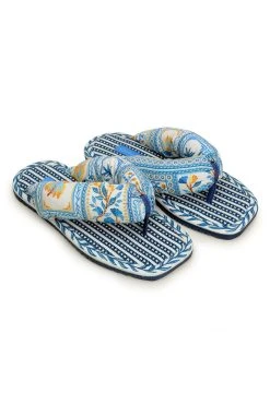 FARM RIO NAVY PUFFY FLIP FLOP New In