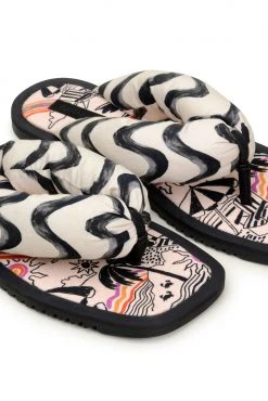 FARM RIO Stripes Puffy Flip Flop Accessories