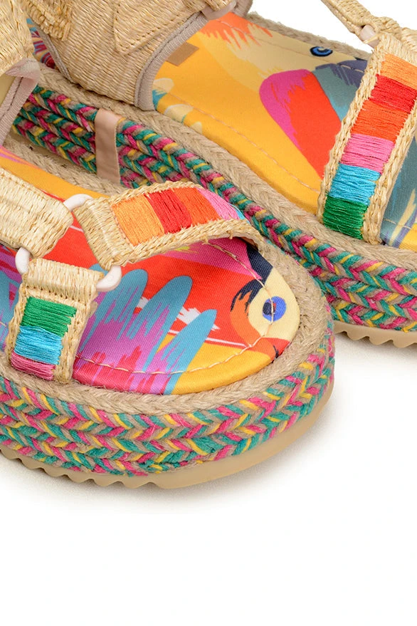 FARM RIO New In COLORFUL TOUCANS FLATFORM RAFFIA VELCRO SANDAL 2 FARM RIO New In COLORFUL TOUCANS FLATFORM RAFFIA VELCRO SANDAL
