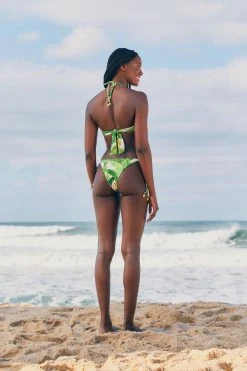 FARM RIO New In Fresh Forest Bikini Top 8 FARM RIO New In Fresh Forest Bikini Top