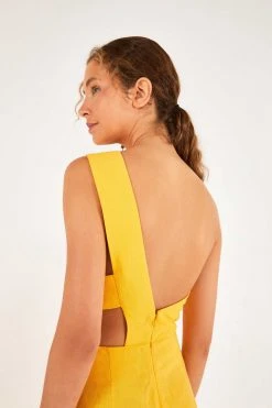 FARM RIO New In Yellow One Shoulder Jumpsuit 7 FARM RIO New In Yellow One Shoulder Jumpsuit